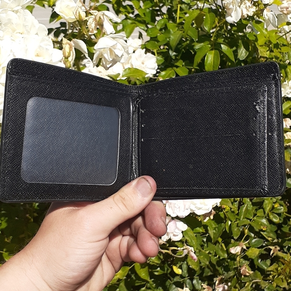 Mens Multiple Wallet in Damier Graphite Canvas - Picture 2 of 9